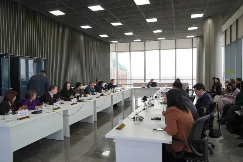 Развитие профессиональных компетенций журналистов в Казахстане: сотрудничество Министерства культуры и информации РК и АО Kcell Астане