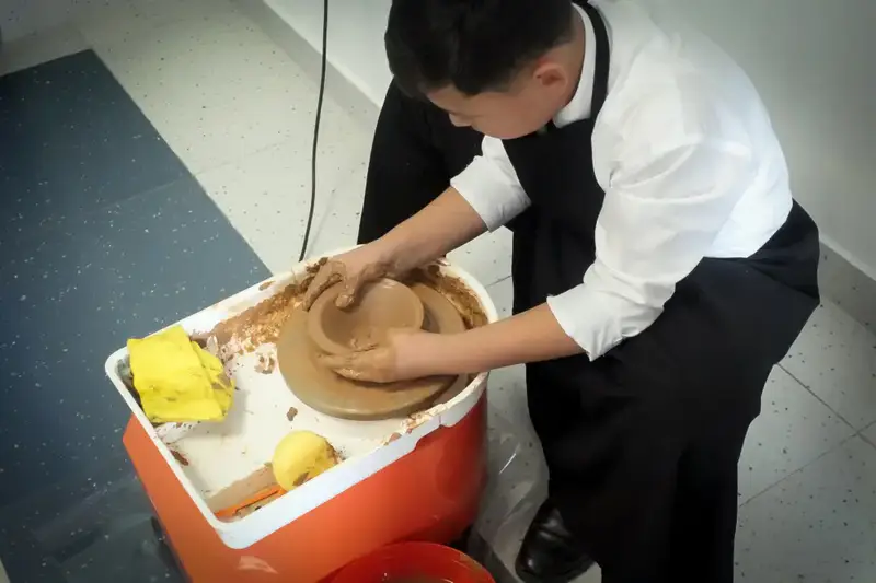 Наша задача — обеспечить детям качественное образование и доступ к передовым образовательным технологиям, создав равные условия школьной инфраструктуры в городах и селах — министр просвещения Жулдыз Сулейменова (5)