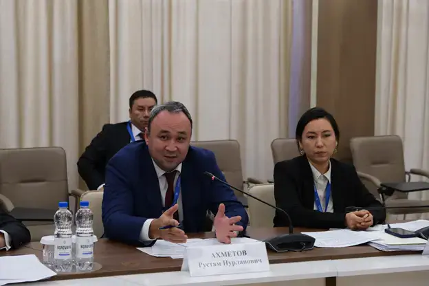 ДЕЛЕГАЦИЯ АЗРК ПРИНЯЛА УЧАСТИЕ В МЕРОПРИЯТИЯХ ЕЭК И МСАП (3)