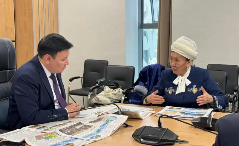 Обсуждение соединения традиционных ценностей и современных вызовов в контексте духовности Астане