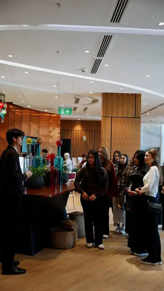 Практическое обучение студентов IUTH в гостиничном сервисе: подготовка к вызовам индустрии туризма Астане