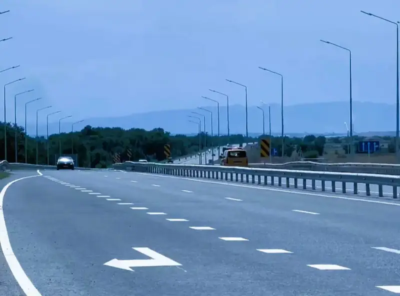 В Сарканском районе в этом году доля дорог в хорошем и удовлетворительном состоянии будет доведена до 73% (5)