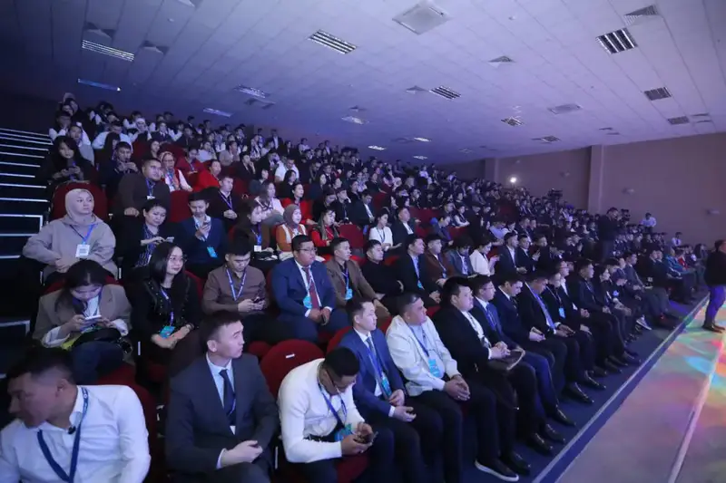 Международный молодежный форум проходит в Мангистауской области (3)