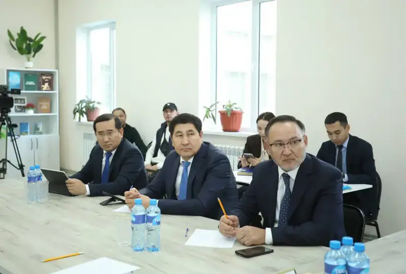 Встреча акима с жителями Тупкарагана Астане