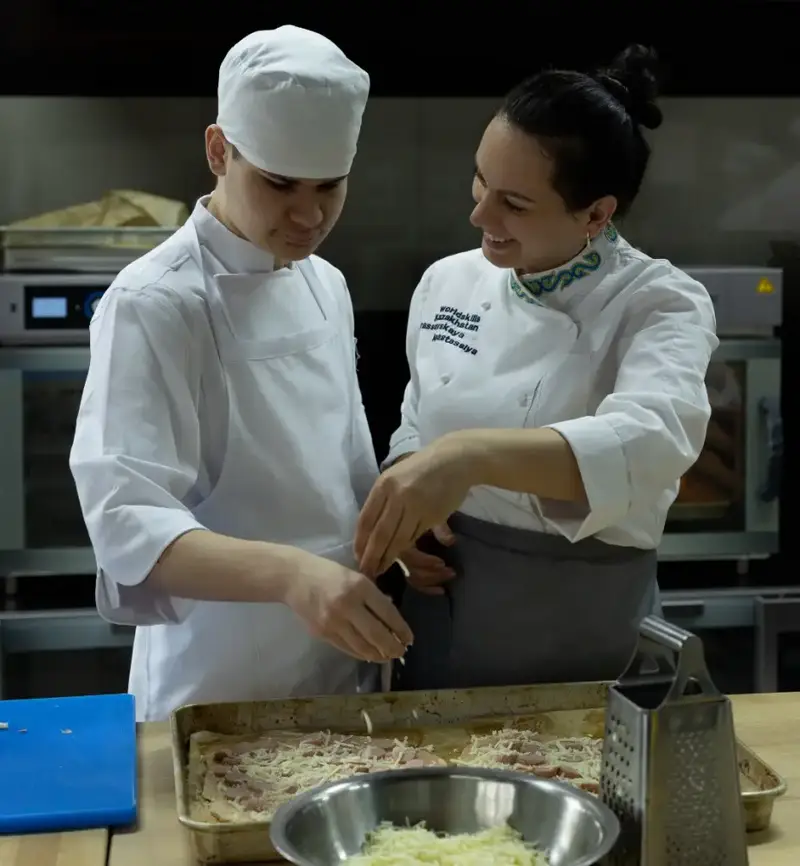 В Карагандинской области стартовали бесплатные курсы для подростков с особыми образовательными потребностями Астане