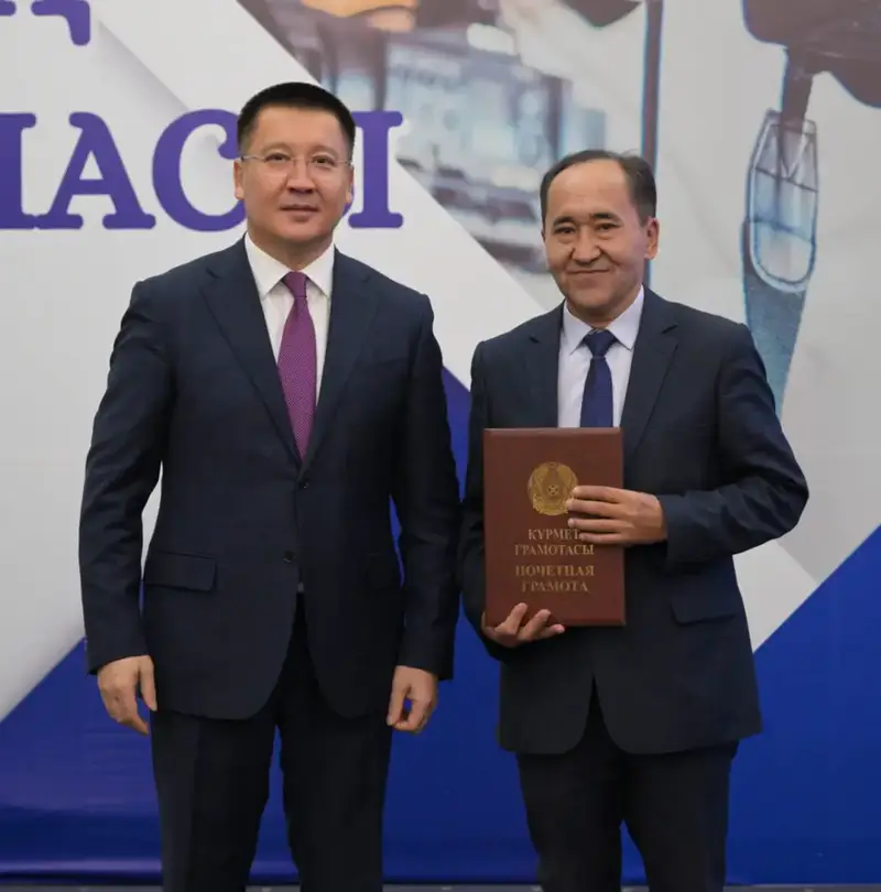 В Павлодаре прошло торжественное мероприятие, посвященное 60-летию областного телеканала «ERTIS» (10)