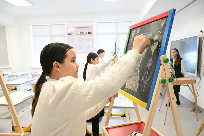 В селе Достык области Жетісу открыли школу в рамках нацпроекта «Келешек мектебі» (7)