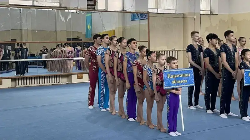 В Караганде стартовал чемпионат РК по спортивной акробатике (6)