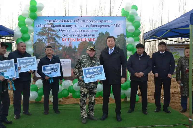Техника для лесных стражей: Шалкарские лесники получили новые автомобили и дроны Астане