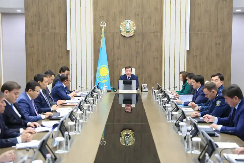 В Актюбинской области идет подготовка к содержанию дорог в зимний период (6)