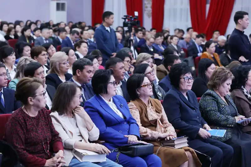 Закон о правах ребёнка должен исполняться на местах качественно — Министр просвещения Жулдыз Сулейменова посетила Жамбылскую область (3)