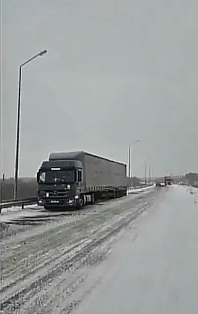 В Караганде коммунальные службы и полиция работают в усиленном режиме (8)