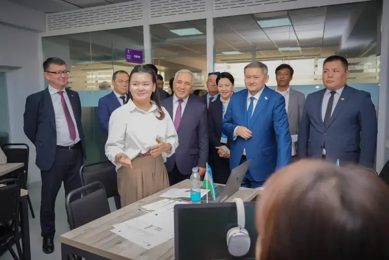 Обсуждение академической мобильности между Казахстаном и Узбекистаном на встрече министра науки и высшего образования Астане