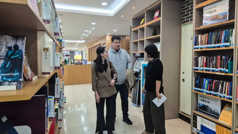 Изучение библиотеки Конституционного Суда Республики Корея сотрудниками Конституционного Суда Казахстана Астане