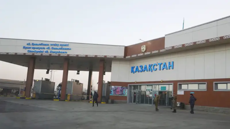 ТУРКЕСТАН: РАБОТА ТАМОЖНИ В КЕЛЕССКОМ РАЙОНЕ - НА КОНТРОЛЕ (8)