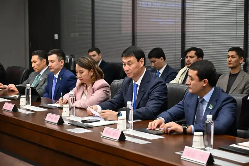 Аким Алматы Дархан Сатыбалды встретился с руководством компании «Shanghai Construction Group» (3)