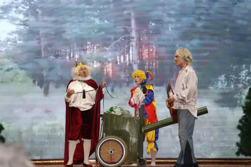 Инклюзивный театр Осакаровского района поставил мюзикл «Бременские музыканты» (4)