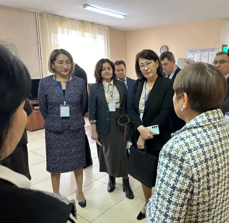 Сархат Бейсенова посетила Карагандинский центр гигиены Астане