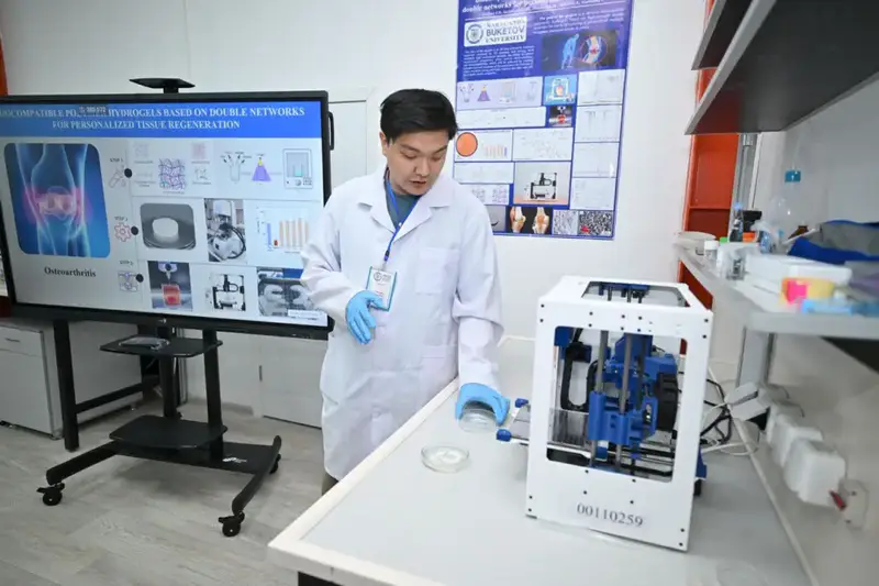 Научный маяк Карагандинского университета: Председатель Сената исследует горизонты инноваций Астане