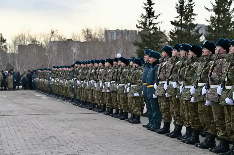 В Астане более 200 солдат принесли присягу на верность Родине (5)