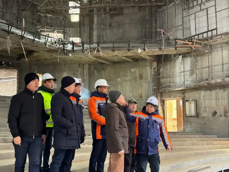 Заместитель акима Алматы проверил ход строительства и реконструкции социальных объектов города (2)