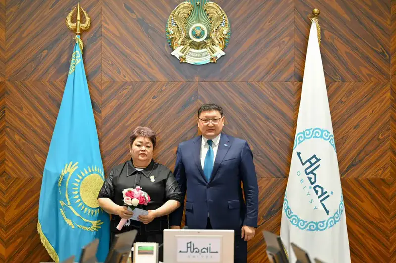 В области Абай отметили вклад финансистов (5)