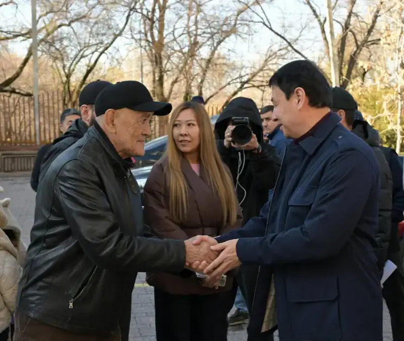 Жители ЖК «Сакура» поблагодарили акима Алматы за решение вопросов теплоснабжения (3)