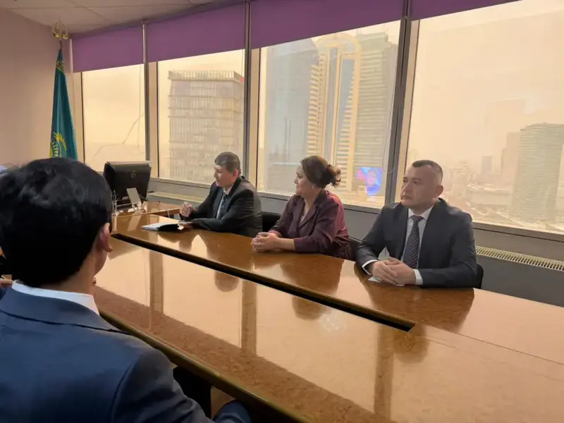 Обсуждение ценообразования в строительстве: встреча Каната Мынбаева с делегацией Таджикистана Астане