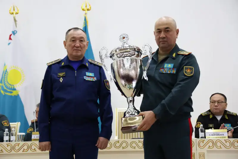 Названы лучшие воинские коллективы Вооруженных сил (6)