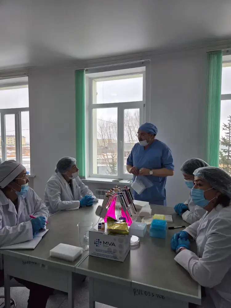 Обучение ветеринаров в лабораториях по ящуру Астане