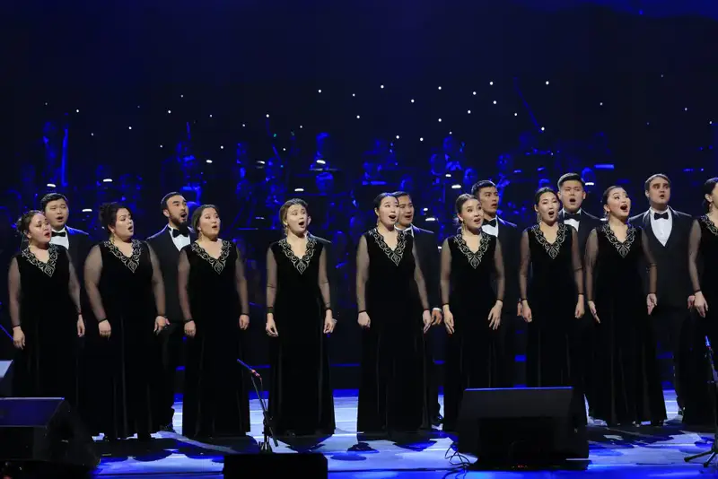 Алматы отмечает 90 лет филармонии имени Жамбыла Астане