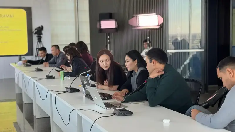 Завершился трёхмесячный курс по отраслевой журналистике и медиакоммуникациям (4)