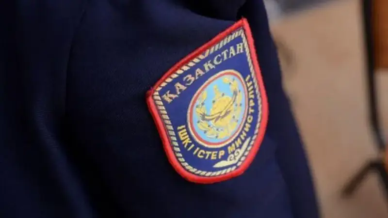 В Астане зафиксированы случаи вандализма: поврежден лифт и разбито стекло полицейского поста Астане