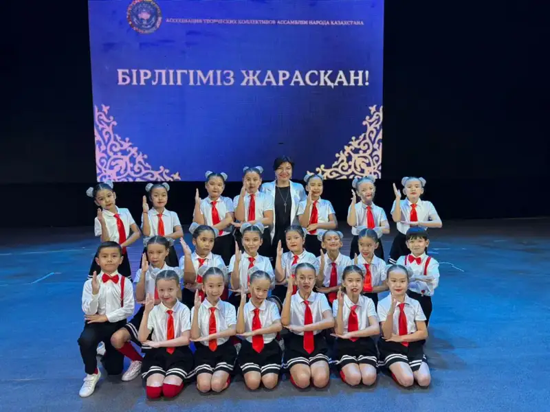 Детская студия «Жас сарбаз» продемонстрировала талант и креативность на конкурсе «Бірлігіміз жарасқан» в Астане Астане