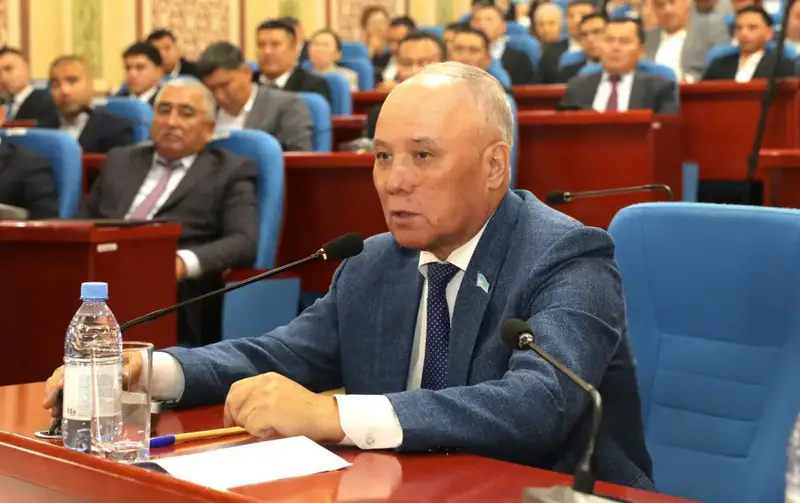 Выразил благодарность гражданам (2)