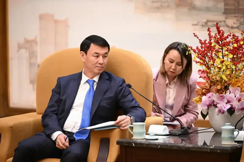 Аким Алматы Дархан Сатыбалды и мэр Шанхая Гун Чжэн обсудили перспективы двустороннего сотрудничества (3)