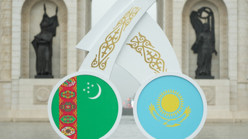 Астана готовится к визиту президента Туркменистана: главный проспект украшен к международной встрече Астане