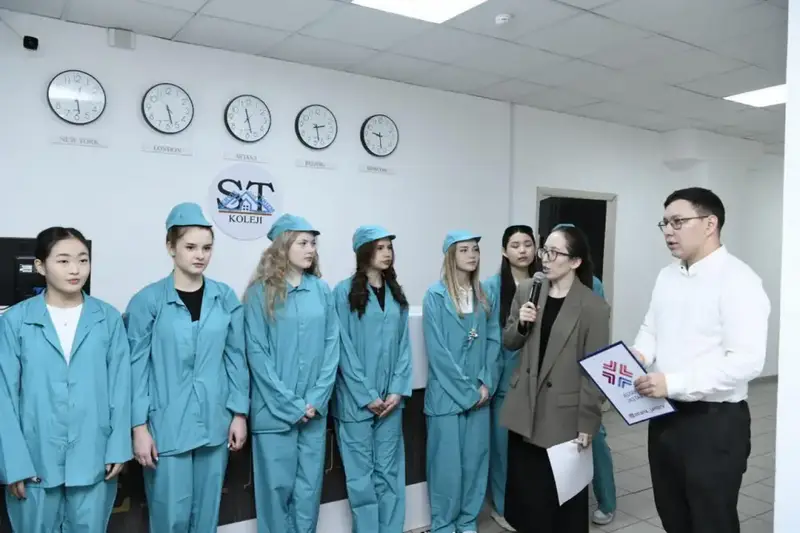 В Астане прошел конкурс «Үздік тазалаушы-2025» среди студентов колледжа (6)