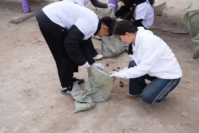 120 кг мусора убрали с прибрежных территорий школьники Кызылорды в рамках экологической акции «Экономь воду – сохраняй будущее!» (6)