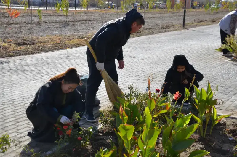 На территории области прошел субботник (5)