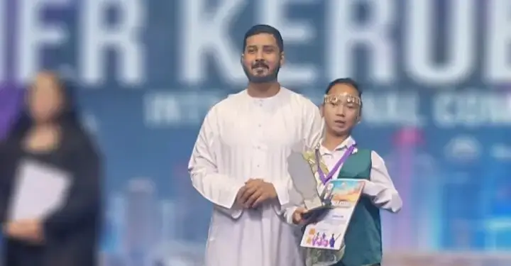 Успех школьницы из Жамбылского района на международном конкурсе: популяризация казахской культуры через декоративно-прикладное искусство Астане