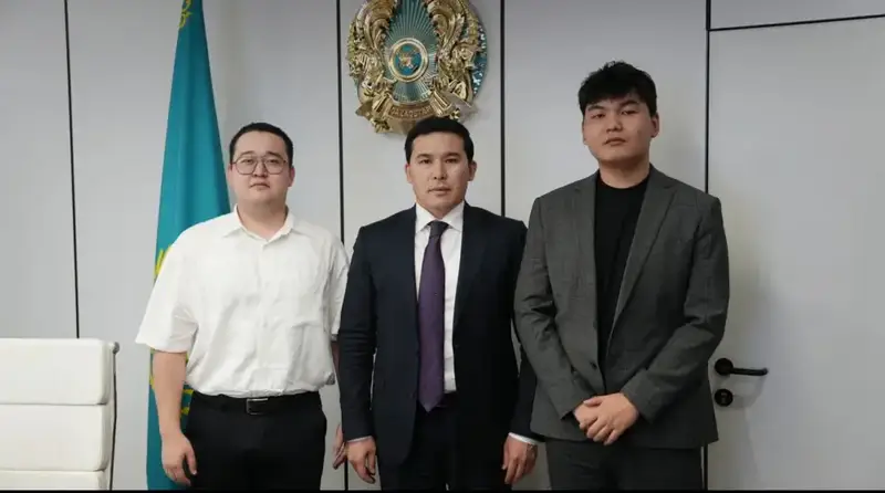 Министр туризма и спорта обсудил с активистами развитие киберспорта для внутреннего туризма в Казахстане Астане