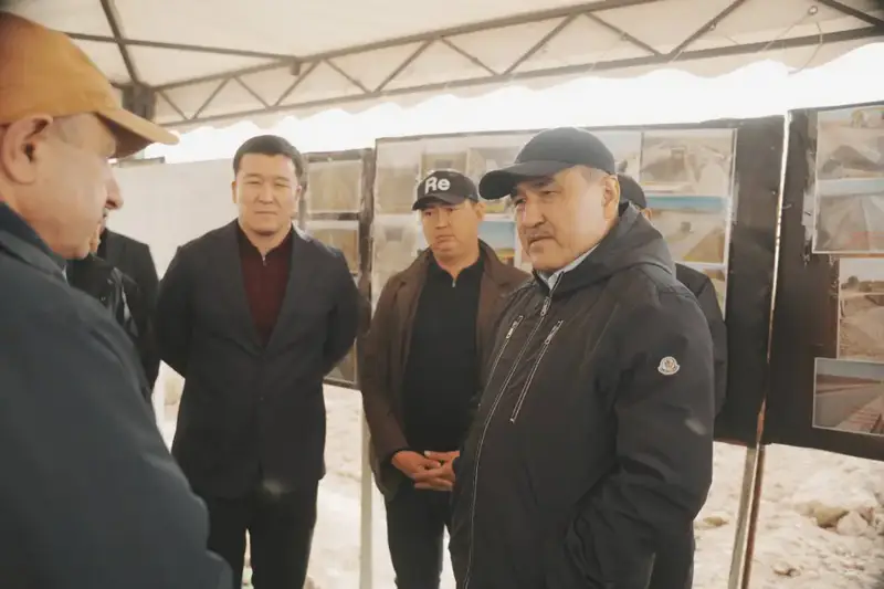 Работы по строительству соединяющих каналов для сброса изолированных водных масс в Шардаринское водохранилище ведутся в Туркестанской области (2)