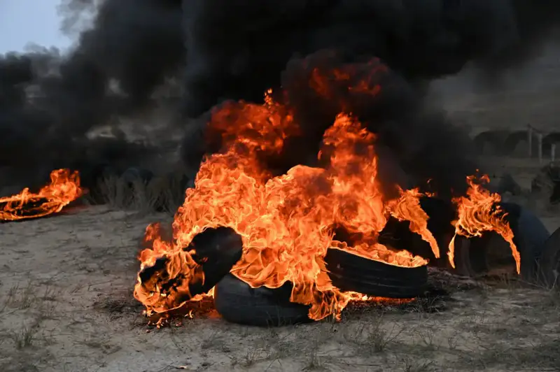 В Актауском гарнизоне более шестисот морских пехотинцев прошли обкатку танком (5)