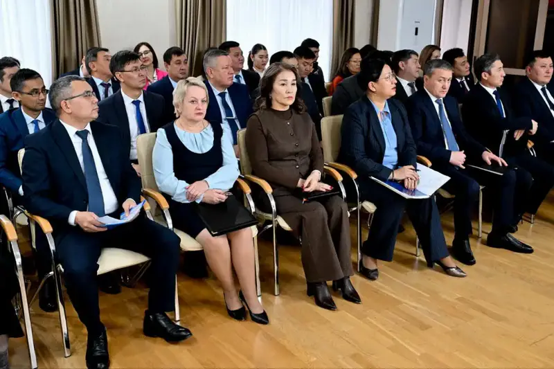 В ходе заседания акимата также рассмотрели вопросы развития спорта и специальной экономической зоны «Qyzyljar» (2)