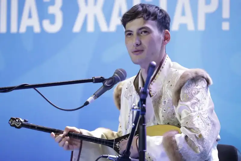 Республиканский айтыс школьников Казахстана победители и участники Астане