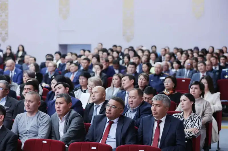 Закон о правах ребёнка должен исполняться на местах качественно — Министр просвещения Жулдыз Сулейменова посетила Жамбылскую область (2)