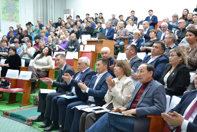 ВПЕРВЫЕ В КАЗАХСТАНЕ ОТКРЫТ АГРОКЛИМАТИЧЕСКИЙ КАРБОНОВЫЙ ПОЛИГОН «KAZ AGRO CARBON» (2)