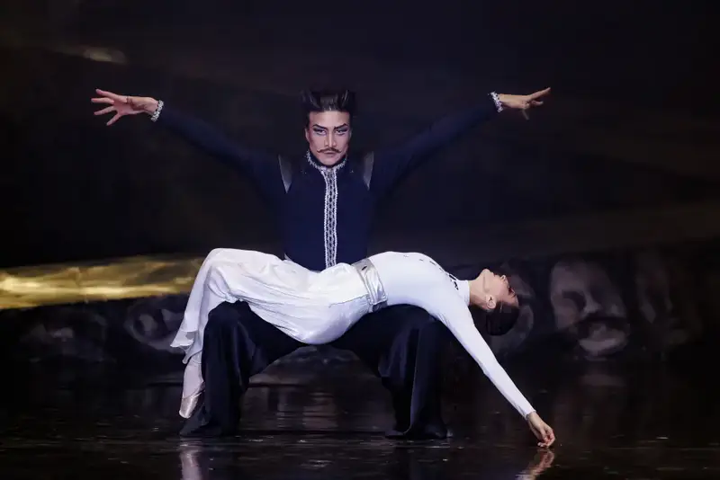 Премьера балета «Ұлы Жібек Жолы» в театре имени Абая: исследование ценностей и иллюзий в современном обществе Астане