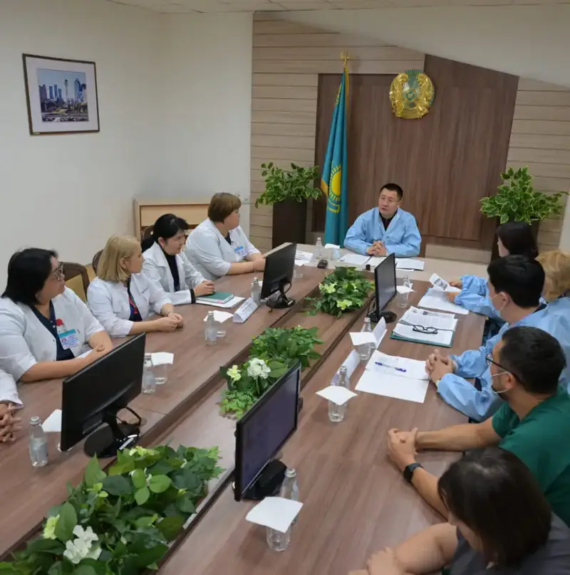Глава региона Асаин Байханов посетил Павлодарский областной кардиологический центр и ознакомился с его работой Астане